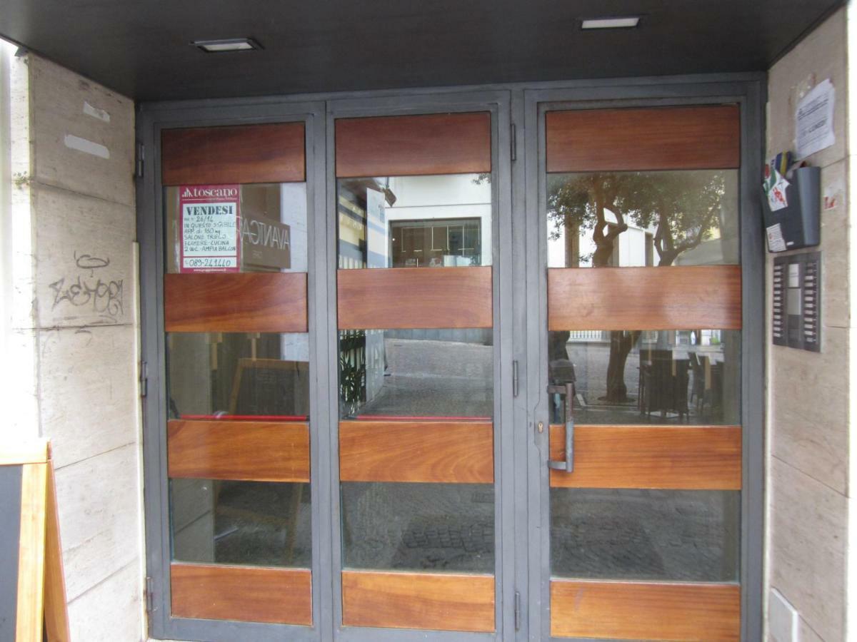 Appartamento Velia Salerno Exterior foto
