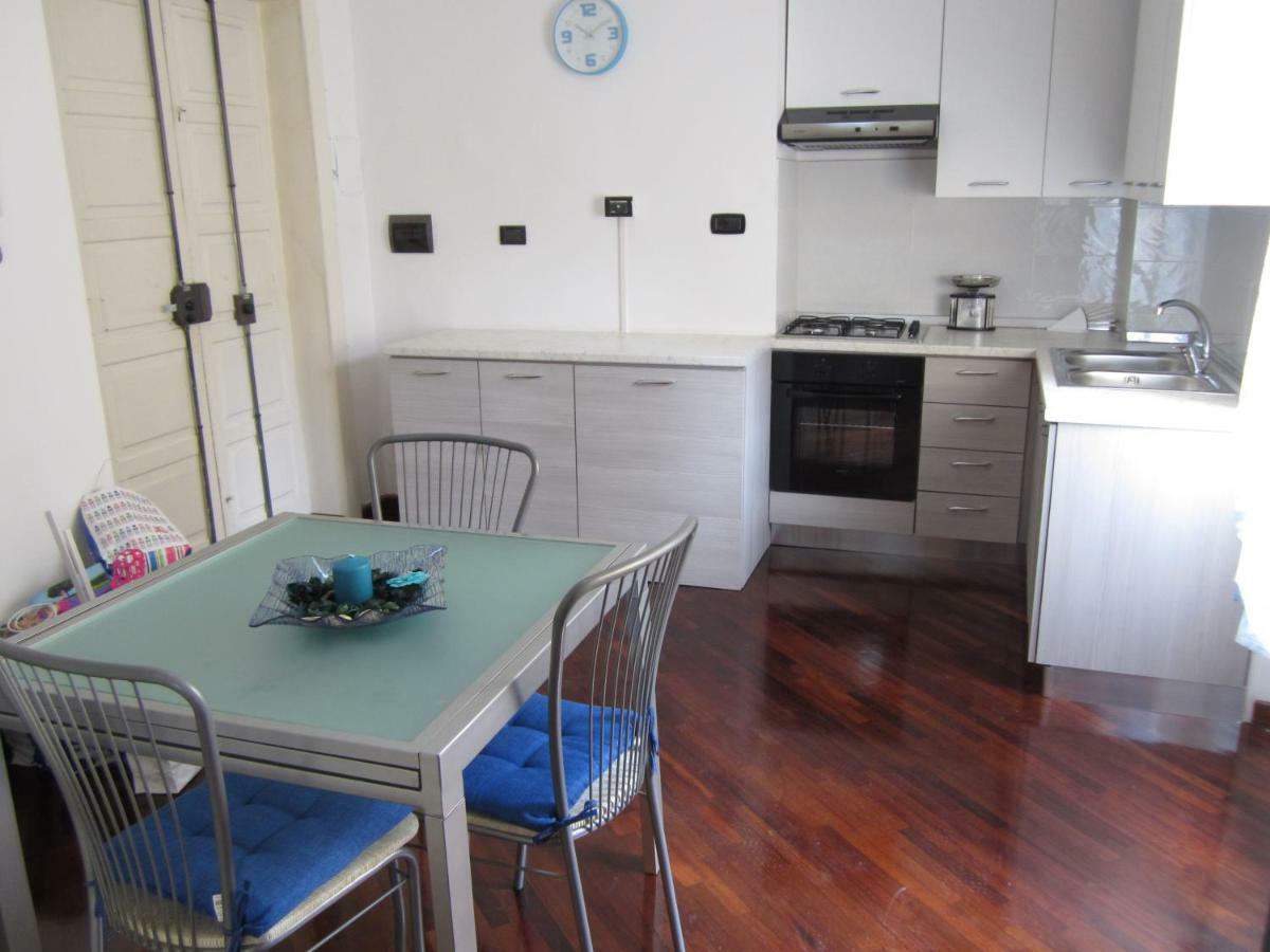 Appartamento Velia Salerno Exterior foto